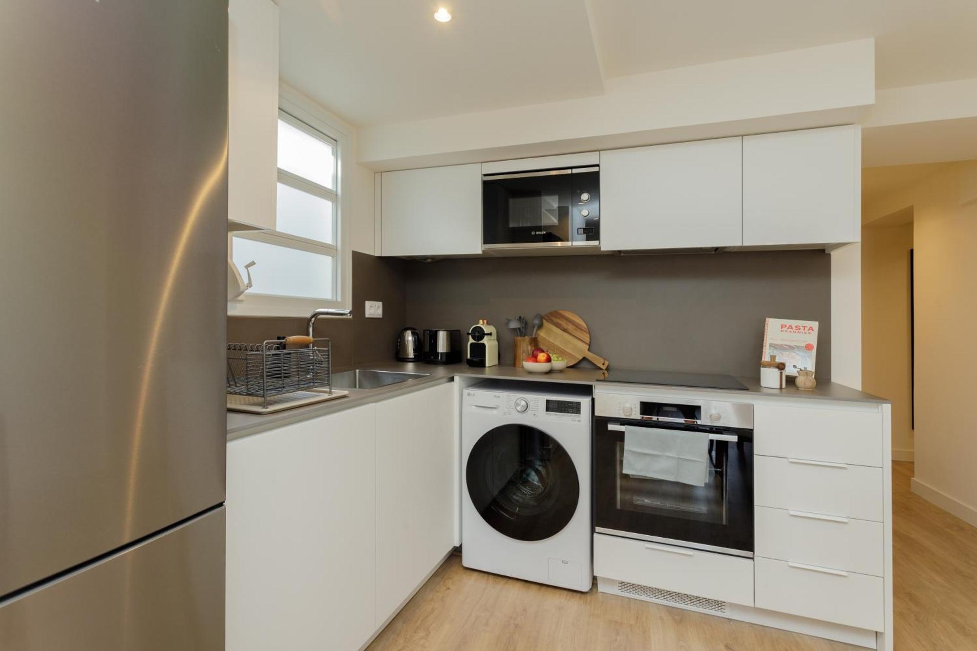 Unique Living Born Apartments & Studios Барселона Екстер'єр фото