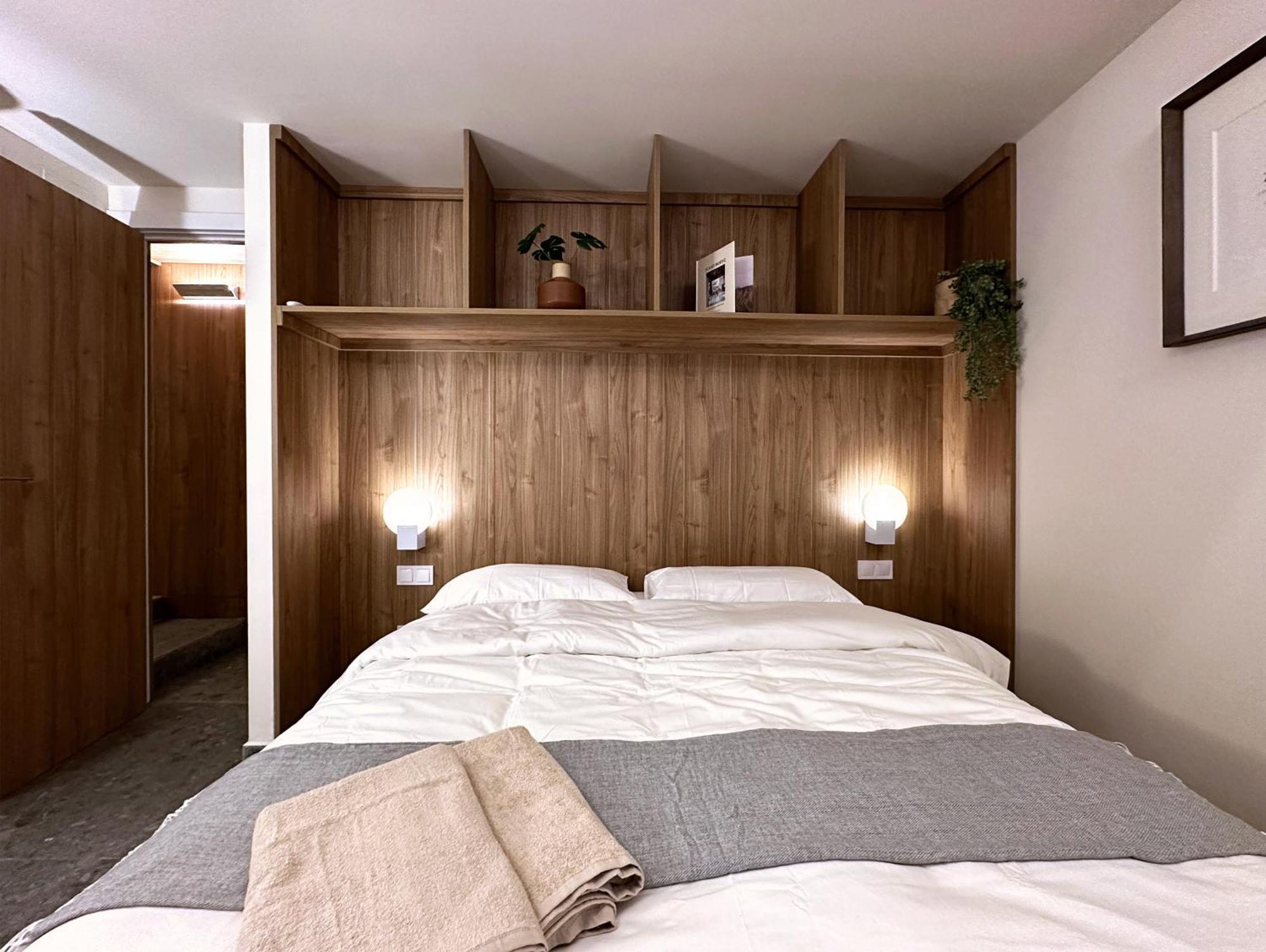Unique Living Born Apartments & Studios Барселона Екстер'єр фото