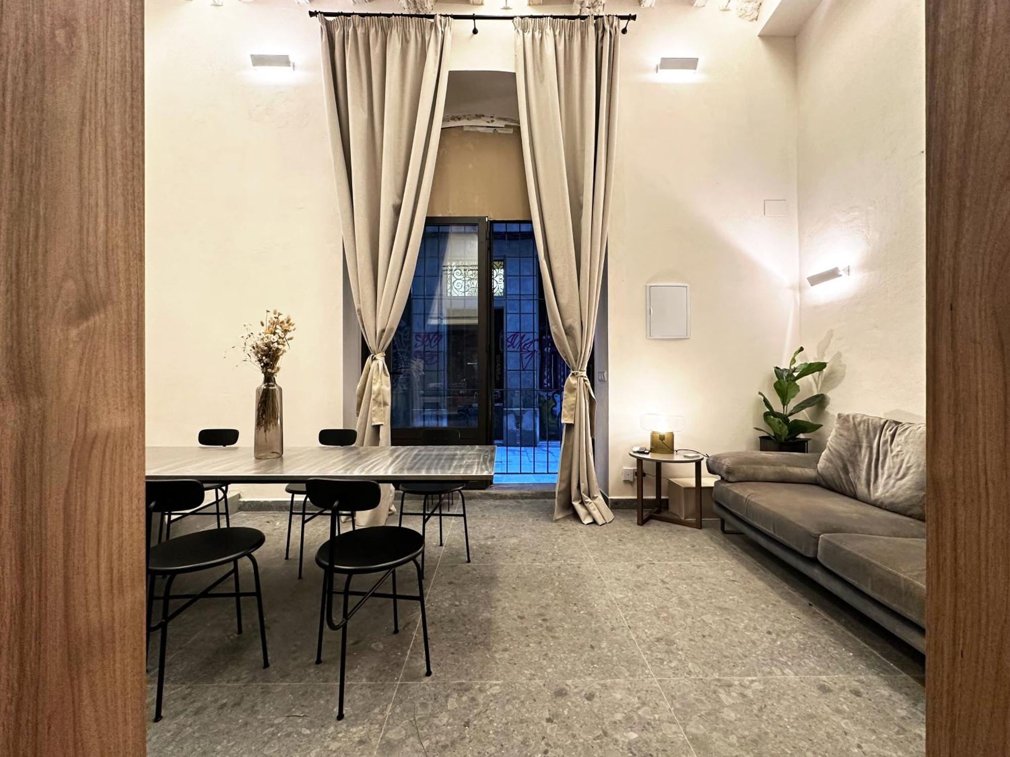 Unique Living Born Apartments & Studios Барселона Екстер'єр фото