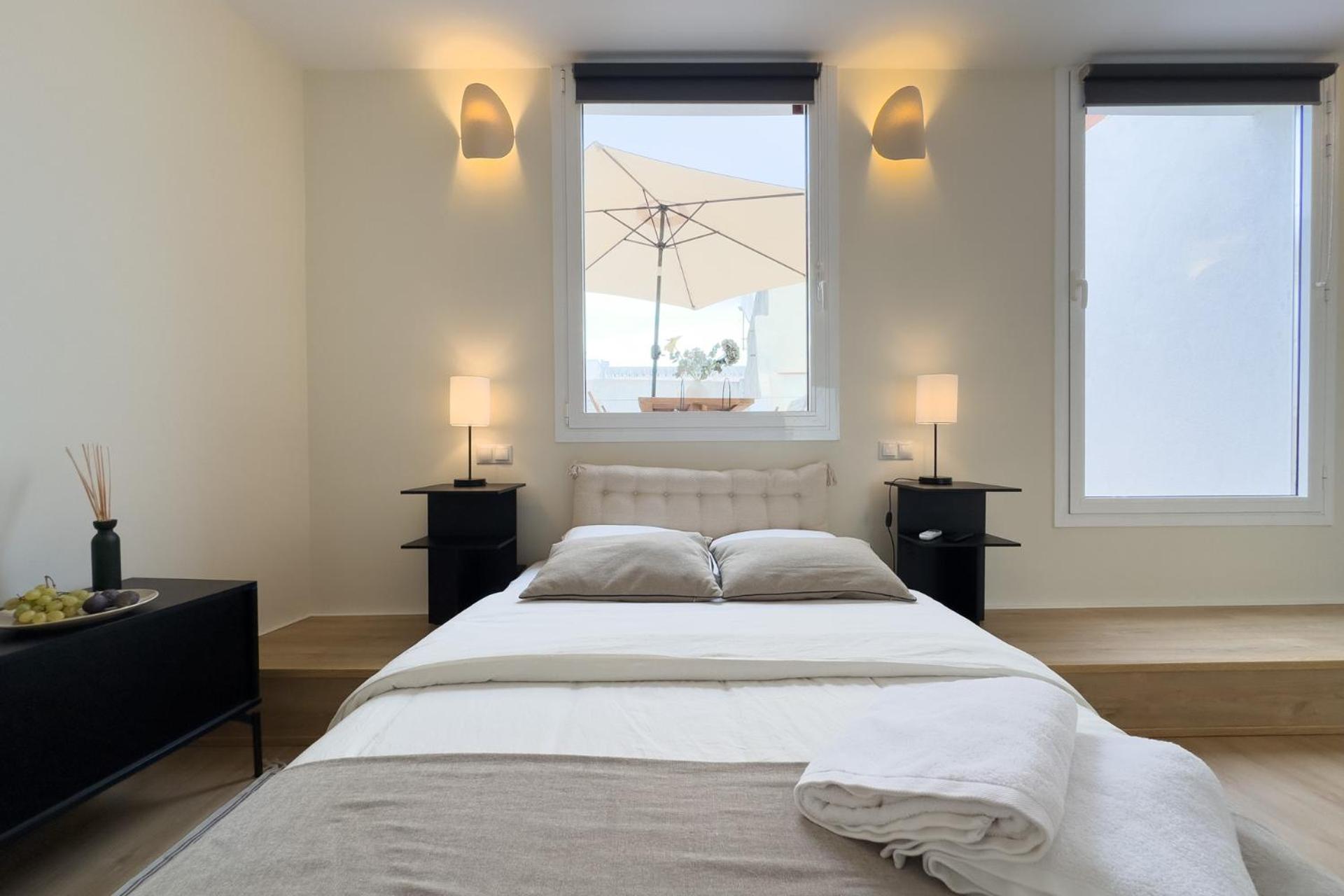 Unique Living Born Apartments & Studios Барселона Екстер'єр фото