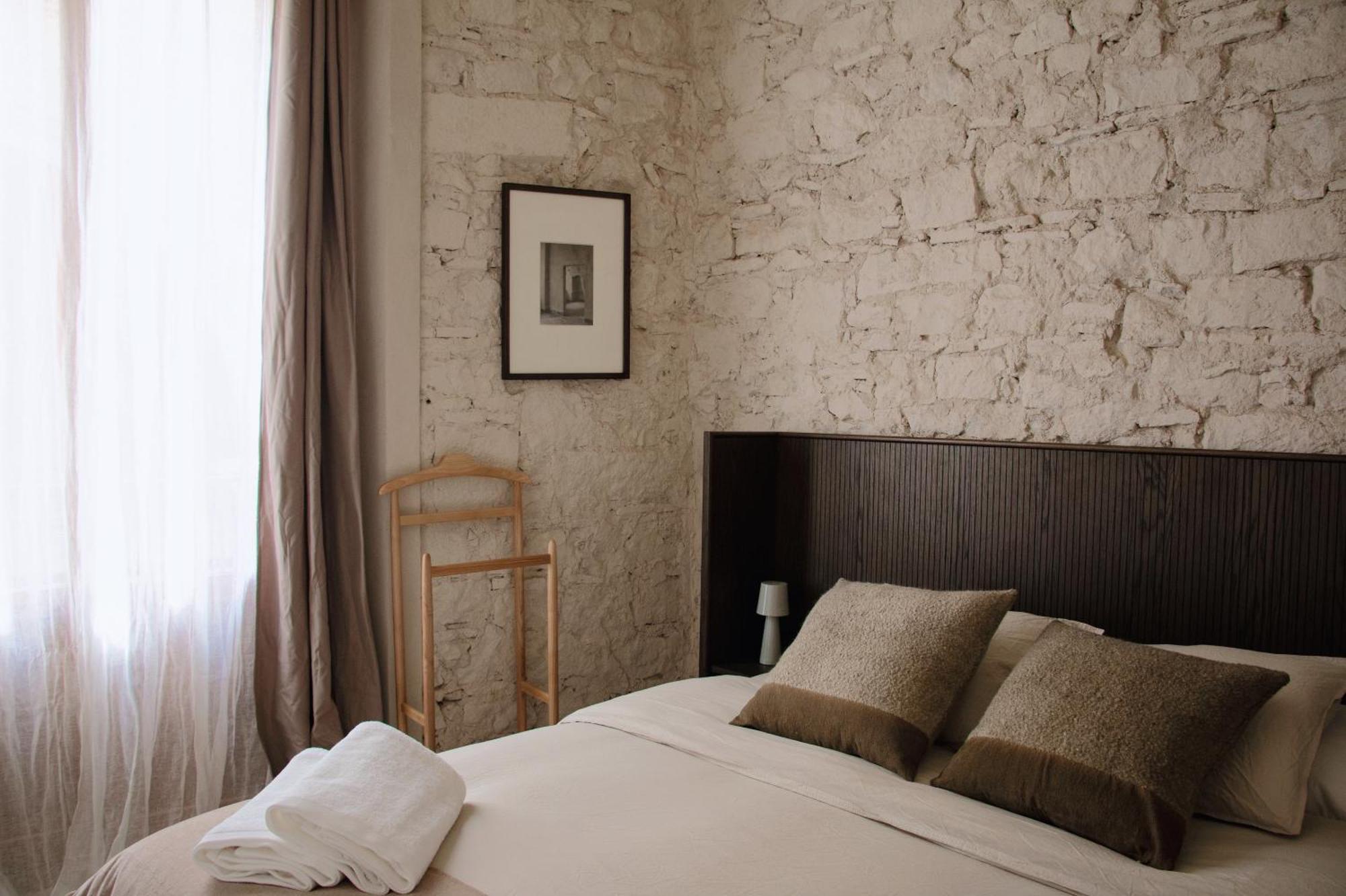 Unique Living Born Apartments & Studios Барселона Екстер'єр фото