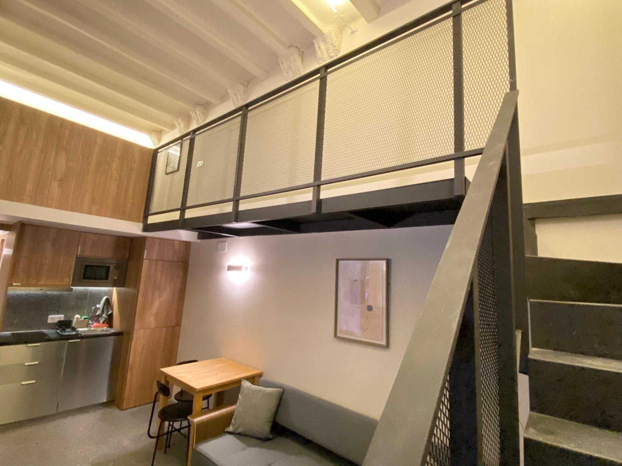 Unique Living Born Apartments & Studios Барселона Екстер'єр фото